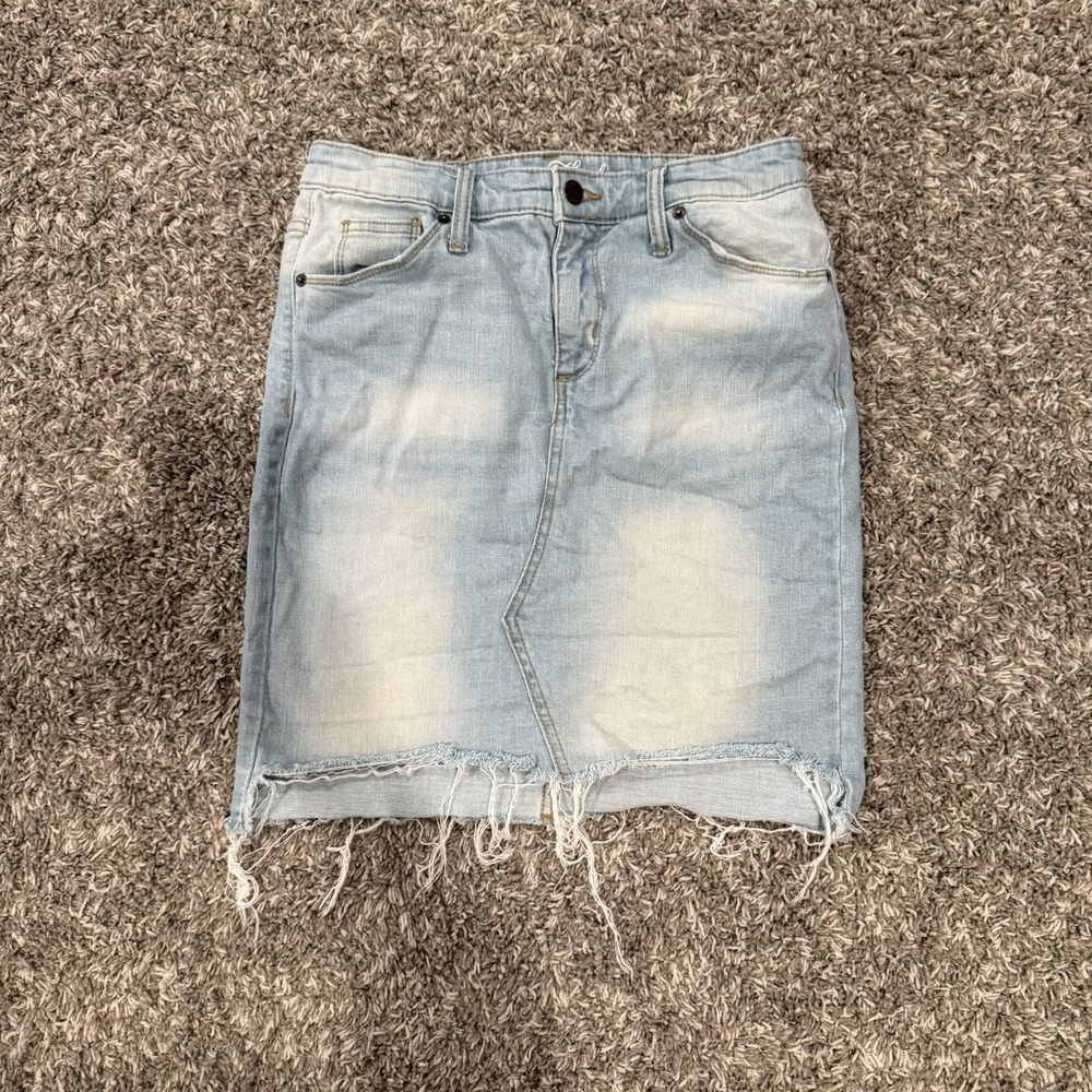 Women's size 6/28 Universal Thread Distressed Light Denim Jean Skirt